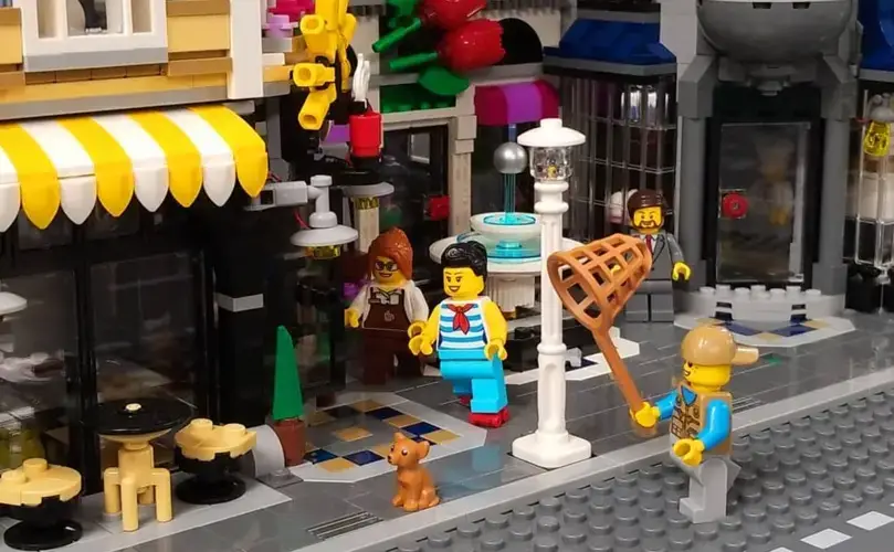 Dragos Lego City Exhibit Studios Exhibit Studios Dragos Lego City