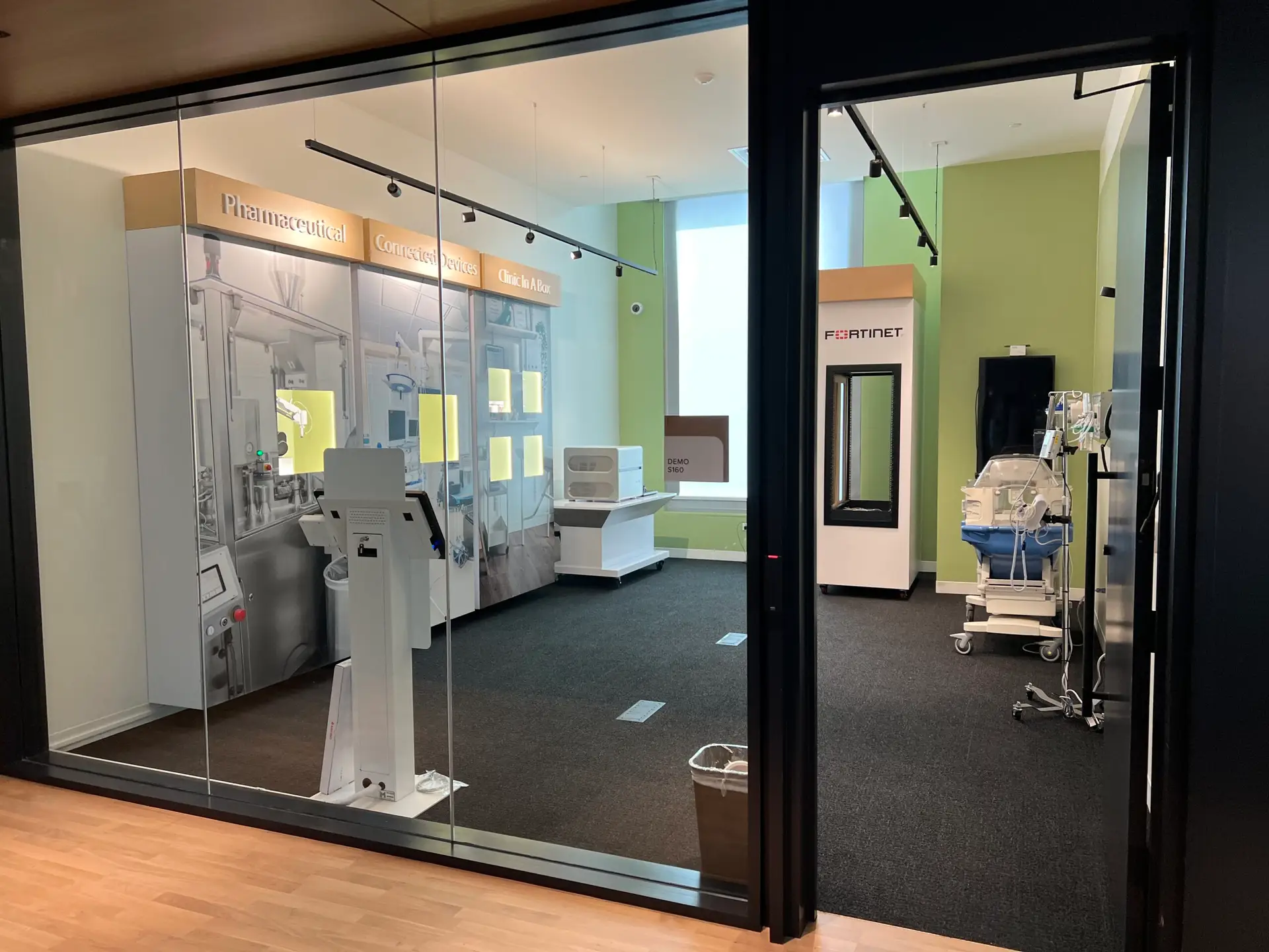 Training Rooms for Healthcare and Industrial Applications Exhibit Studios Interactive training room for security system product demonstrations. IMG_5007
