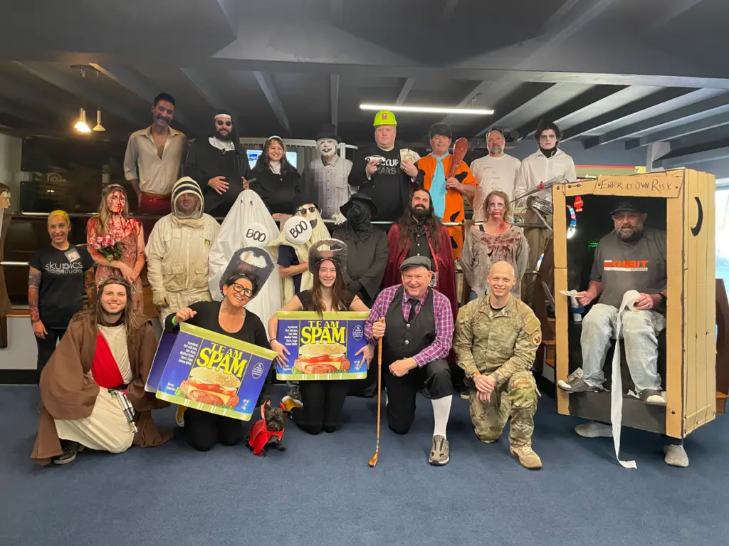 👻🎃Exhibit Studios 2024 Halloween Costume Contest! 🎃 👻
Exhibit Studios Custom Booth Services trade show Exhibit Studios 👻🎃Exhibit Studios 2024 Halloween Costume Contest! 🎃 👻