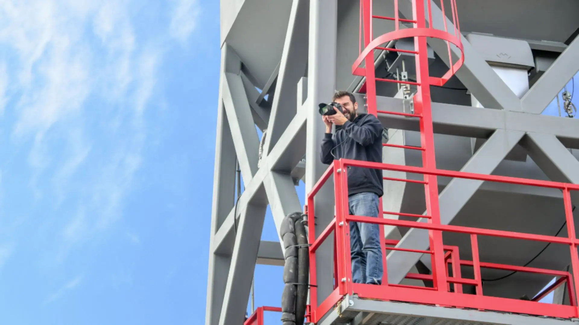 Skupics Studios photographer providing mobile photography services